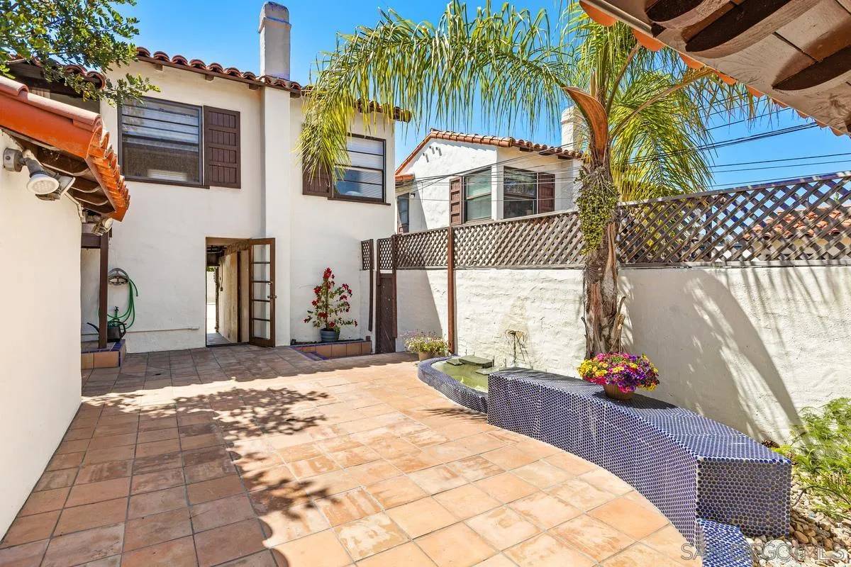 Coronado, CA 92118,412 G Avenue
