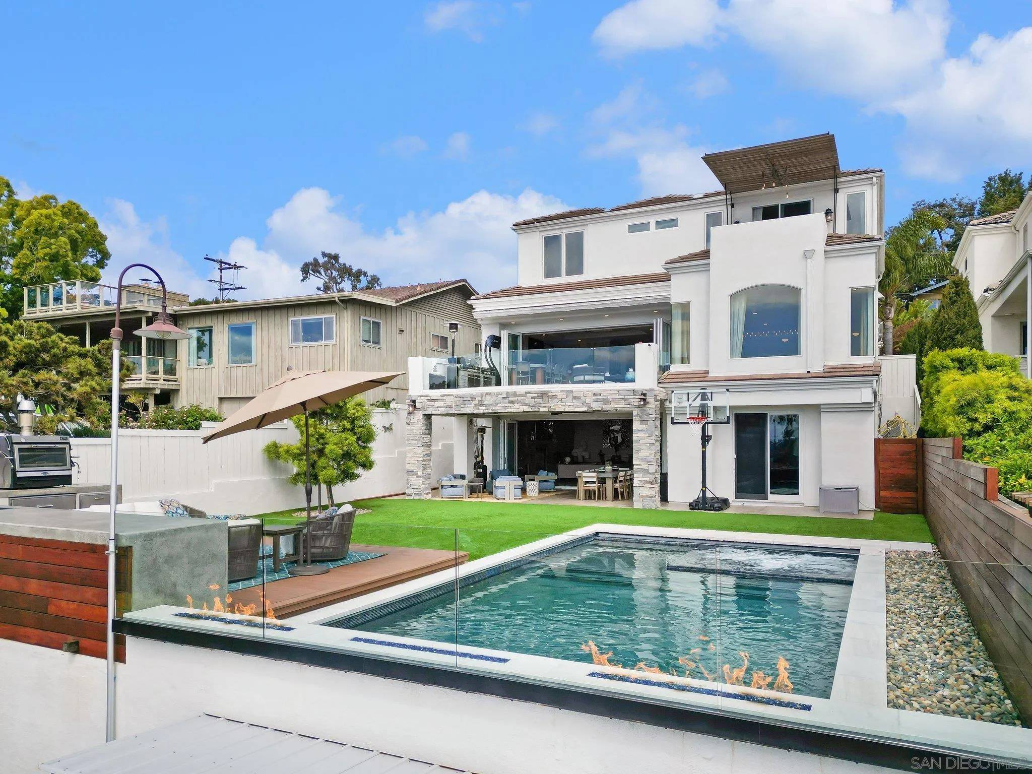 San Diego, CA 92109,1715 Malden