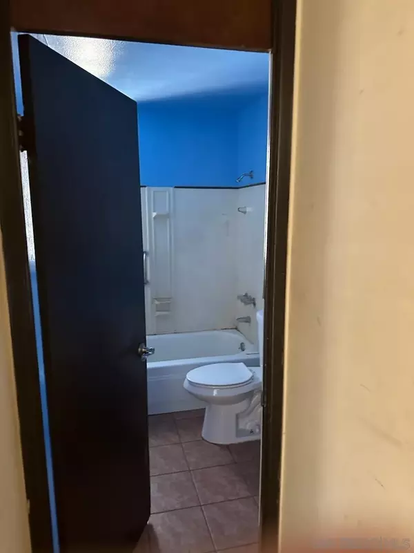 El Cajon, CA 92019,748 Alveda Avenue