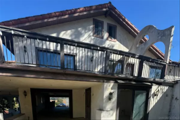 2918 Fairview Drivec, Vista, CA 92084