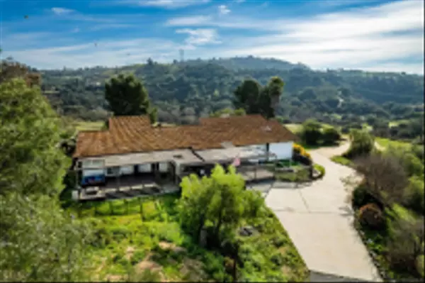 Valley Center, CA 92082,11265 Lilac Vista Dr