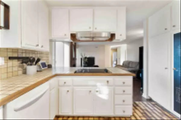 1808 Hunsaker St Oceanside, CA 92054