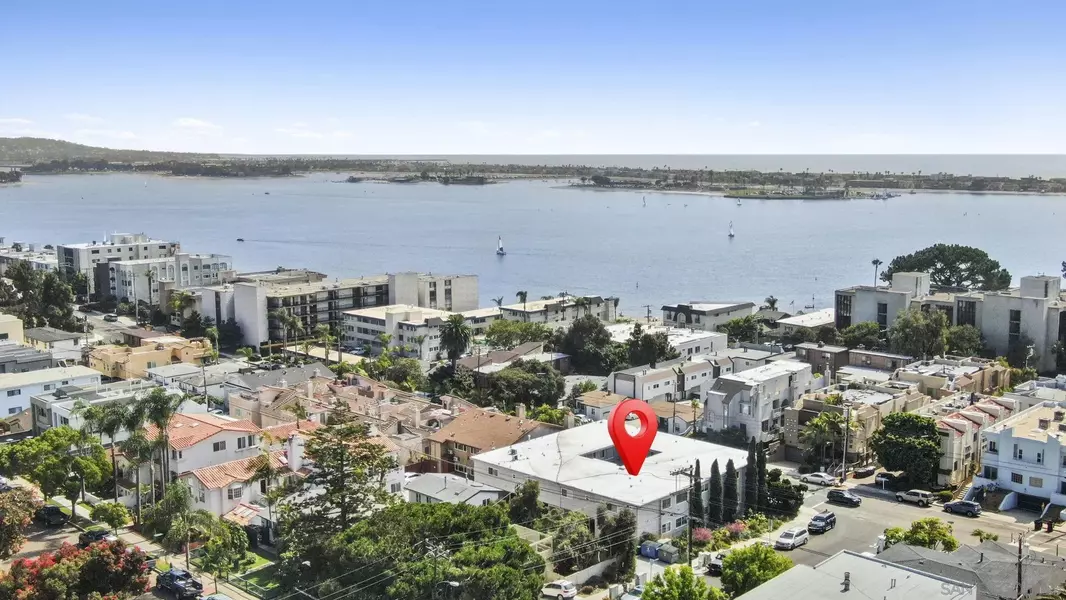 3985 Riviera Dr #J, San Diego, CA 92109