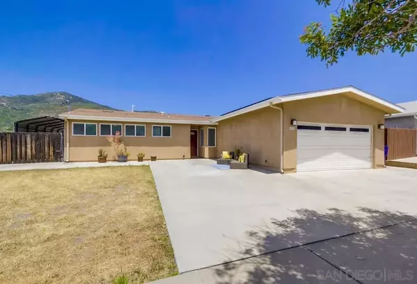 San Diego, CA 92119,6902 Renkrib Ave