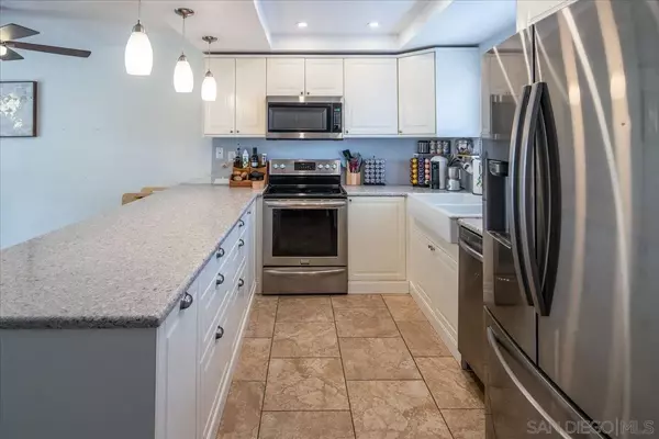 Lakeside, CA 92040,12650 LAKESHORE DR #165