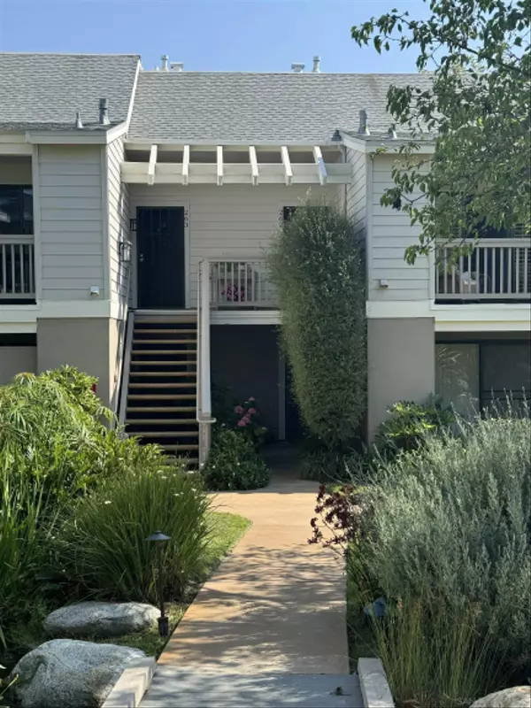 San Diego, CA 92130,12237 Carmel Vista Rd #262