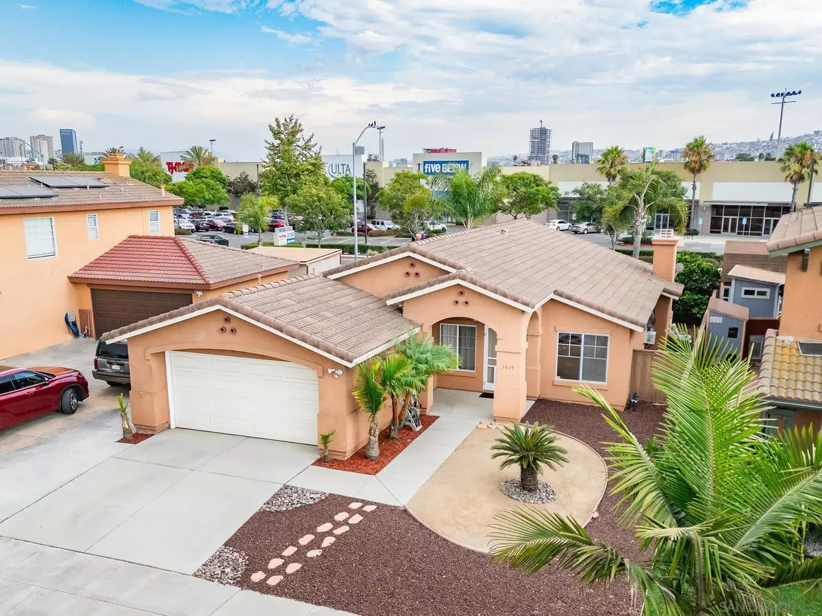 San Ysidro, CA 92173,3839 Coral Shores Ct