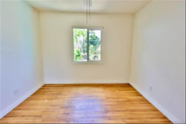 San Diego, CA 92105,2228 52nd St