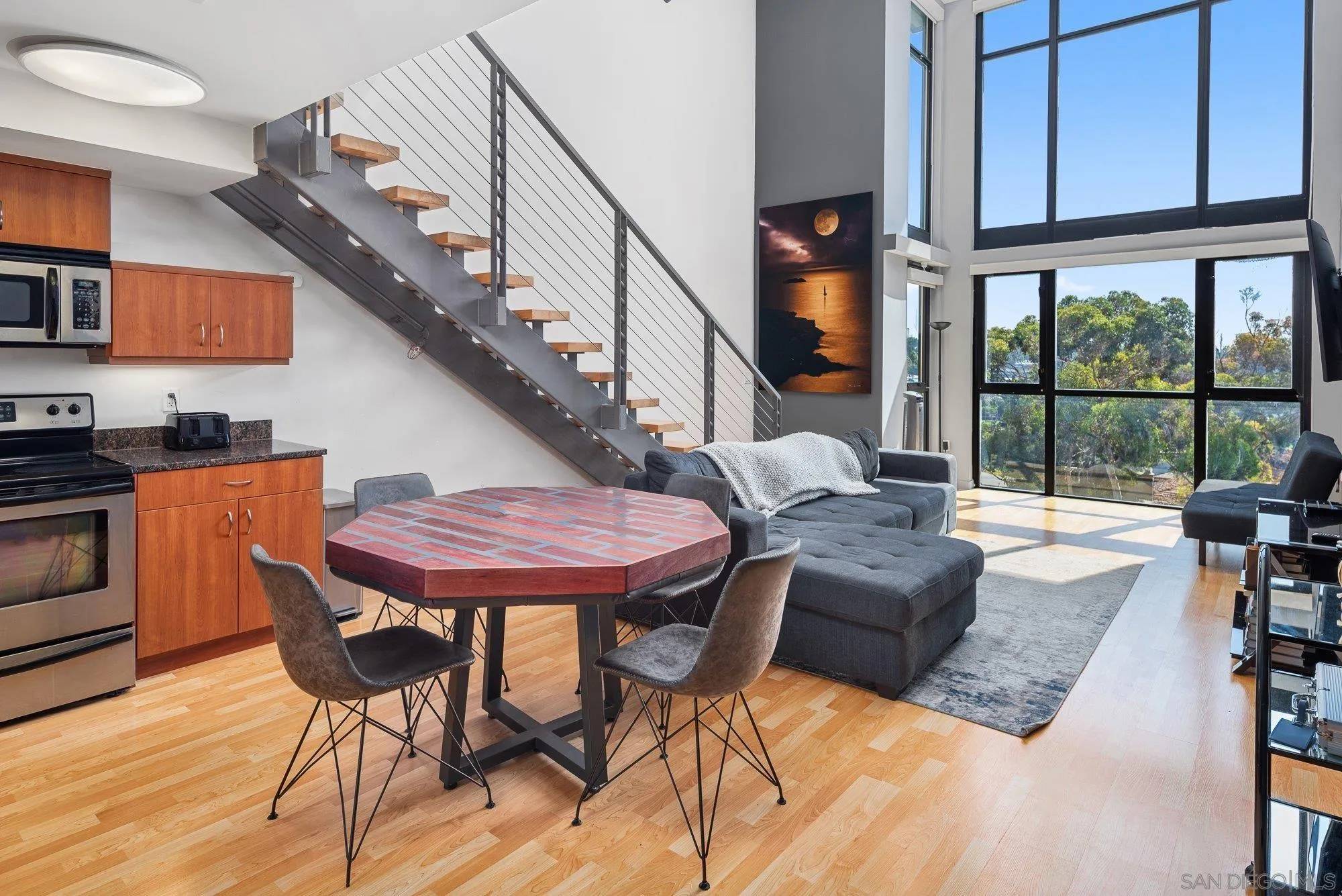889 Date St #544, San Diego, CA 92101