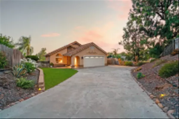 913 Sonia Pl, Escondido, CA 92026