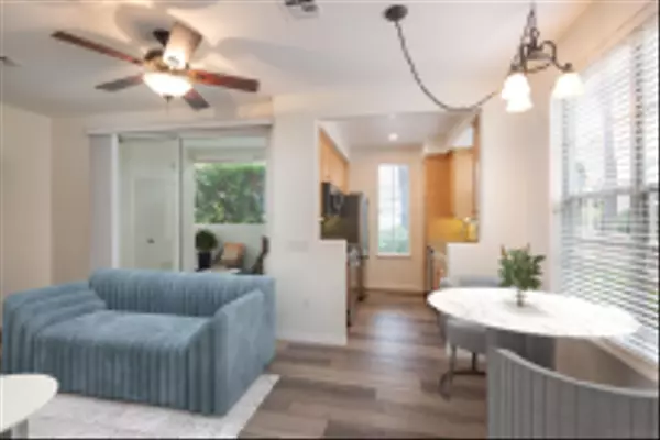 San Diego, CA 92130,3621 Bernwood Pl #115