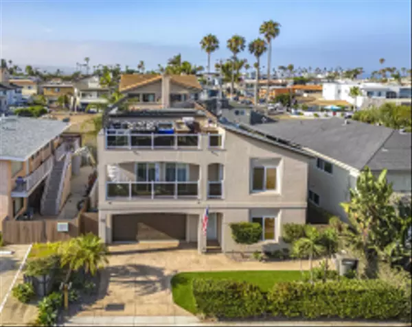 Imperial Beach, CA 91932,211 Date Ave