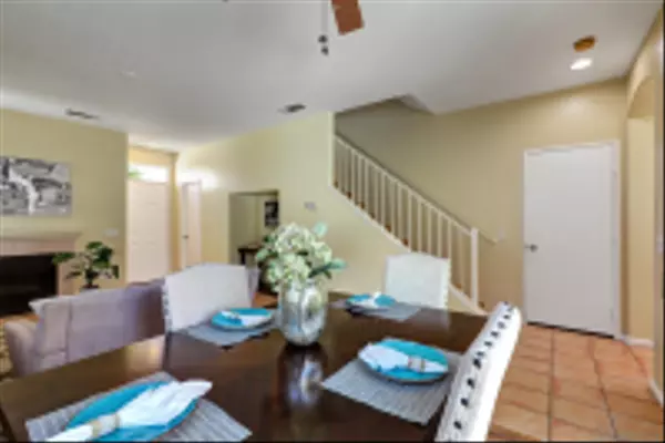San Diego, CA 92126,8351 Gold Coast Dr #4