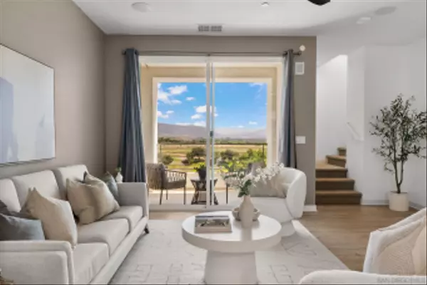 Chula Vista, CA 91915,2394 Element Way #2