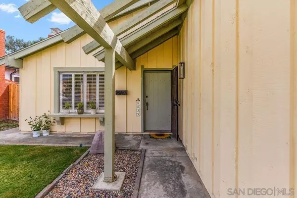 San Diego, CA 92126,8539 Hydra Lane