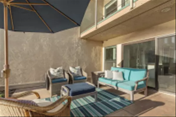 Solana Beach, CA 92075,441 S Sierra Ave #102