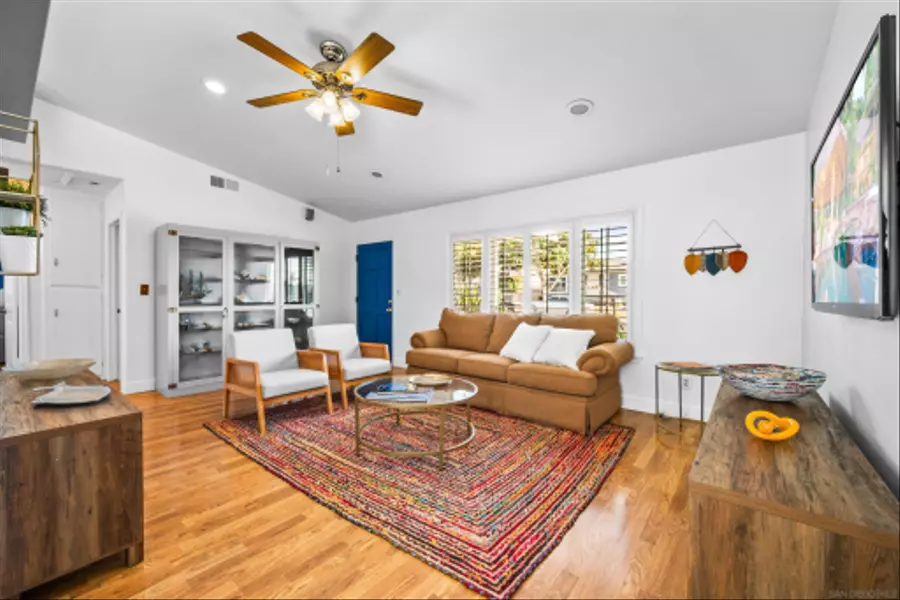 604 Monterey Dr, Oceanside, CA 92058