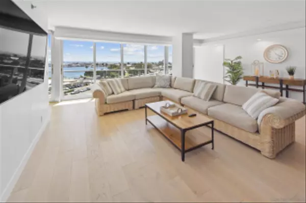 Coronado, CA 92118,1820 Avenida Del Mundo #606