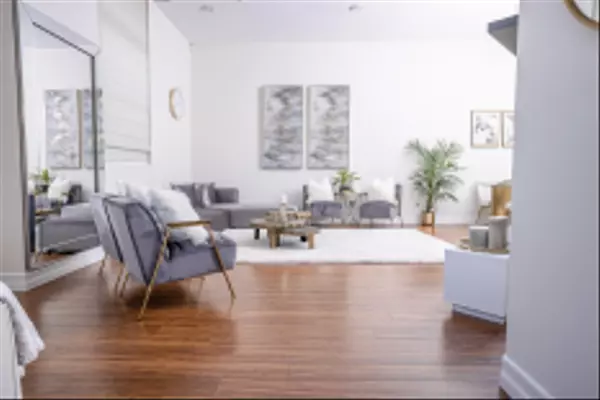 San Diego, CA 92101,1225 Island Ave #G06