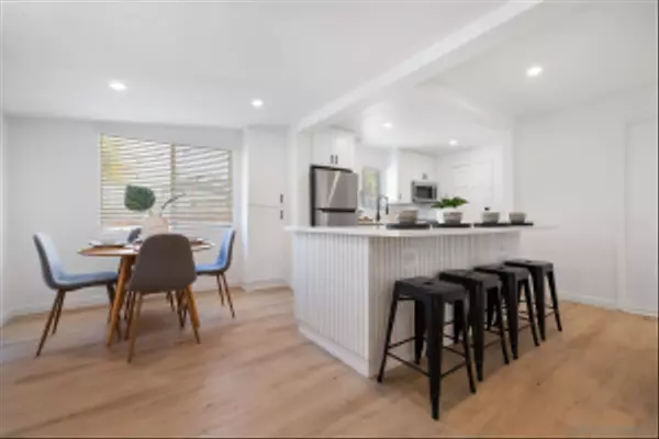 Solana Beach, CA 92075,842-850 Valley Ave