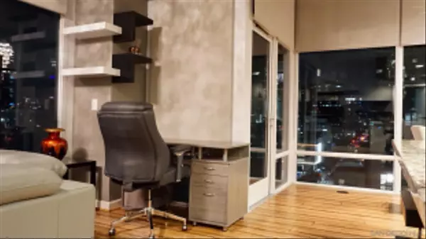 San Diego, CA 92101,1262 Kettner Blvd #1502