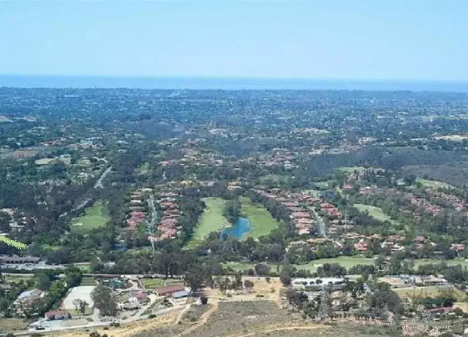 Rancho Santa Fe, CA 92067,7591 Camino De Arriba #3