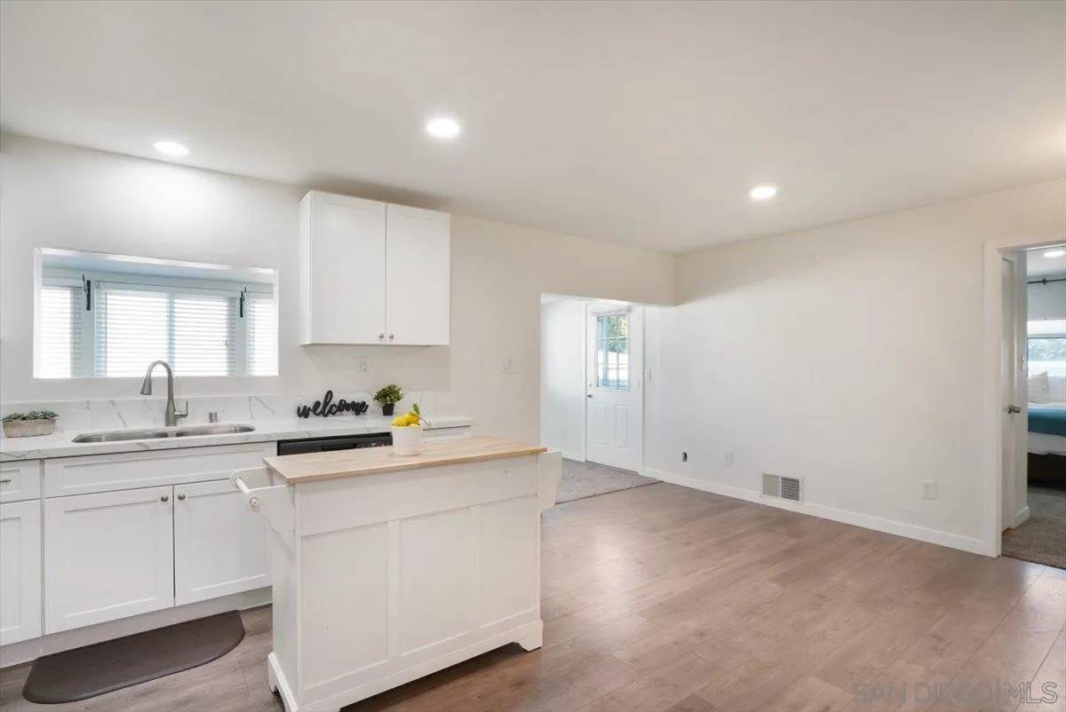 San Marcos, CA 92078,1145 E Barham Dr #47