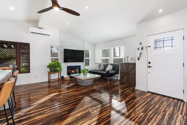 Vista, CA 92084,2126 Fiori Dr