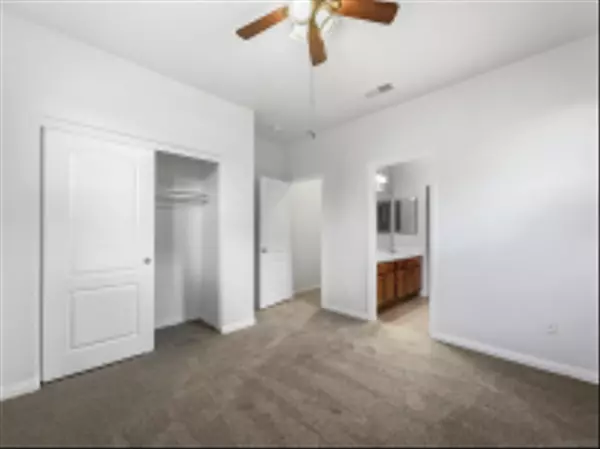 Chula Vista, CA 91915,1462 Lost Creek Rd