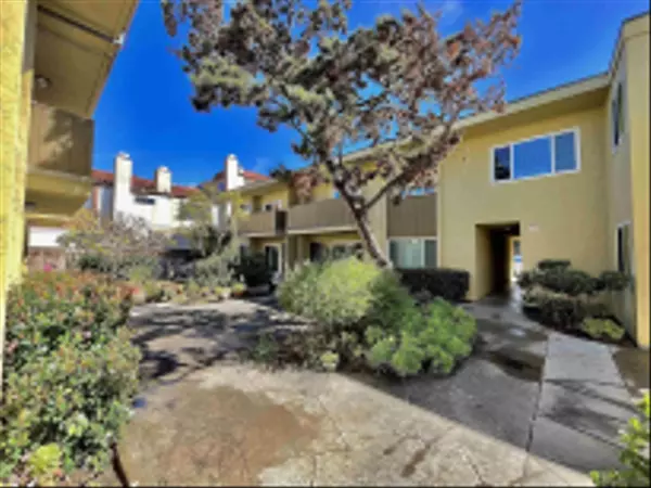 Coronado, CA 92118,929-931 E Ave