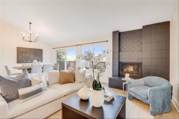 Bonita, CA 91902,401 Camino Elevado