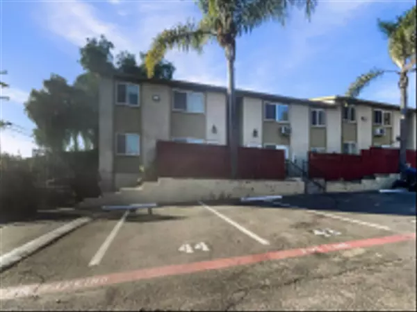 4398 Delta St #10, San Diego, CA 92113