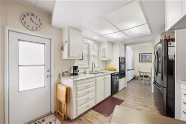 Valley Center, CA 92082,18218 Paradise Mountain Rd #SPC 105