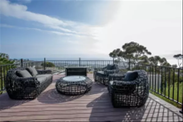 La Jolla, CA 92037,7362 Brodiaea Way