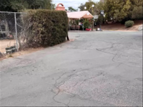 Fallbrook, CA 92028,1708 E Mission