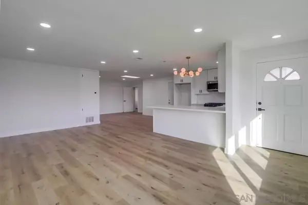 Lemon Grove, CA 91945,1324 Glencoe dr