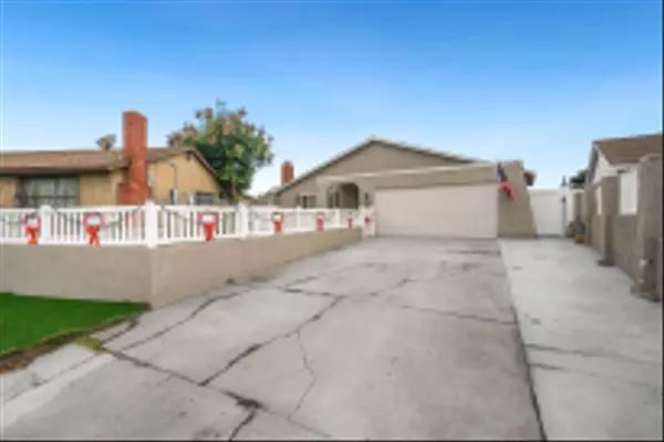 San Diego, CA 92139,5628 PLUMAS ST