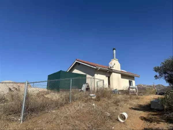 Dulzura, CA 91917,18174 Bee Canyon Rd