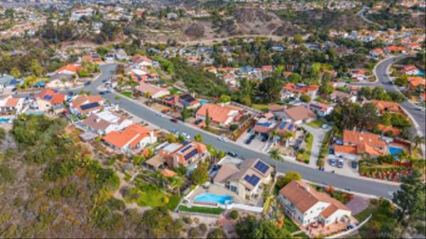 Bonita, CA 91902,467 Camino Elevado