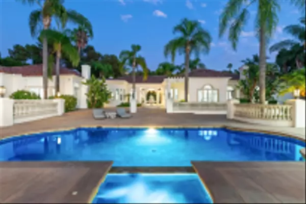 Rancho Santa Fe, CA 92067,6998 Rancho La Cima Drive