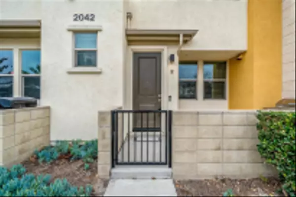 Chula Vista, CA 91915,2042 Foxtrot Loop Unit 2
