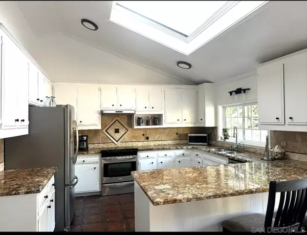 Valley Center, CA 92082,27042 Cool Water Ranch Rd