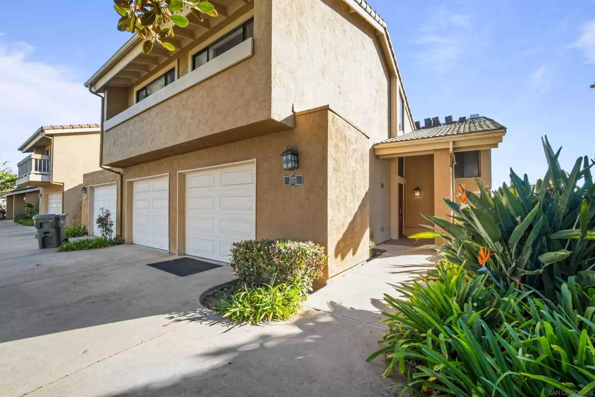 La Jolla, CA 92037,2575 Caminito Muirfield