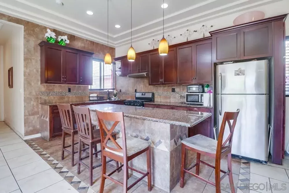 Logan Heights, CA 92113,3521 Acacia