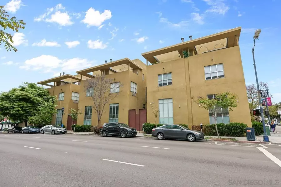 988 G Street #33, San Diego, CA 92101