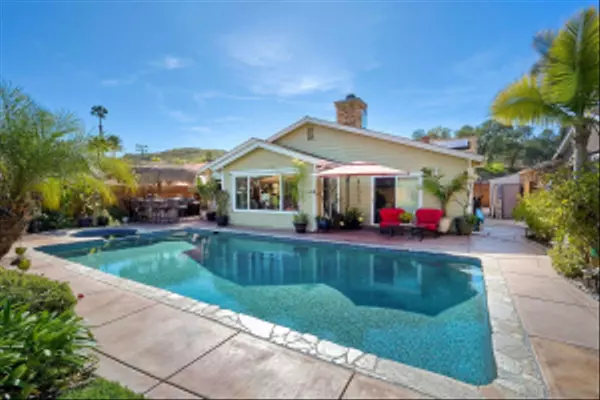 13821 Eisenhower Ave, Poway, CA 92064