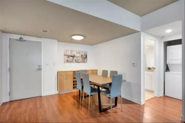 San Diego, CA 92101,425 W Beech St #308