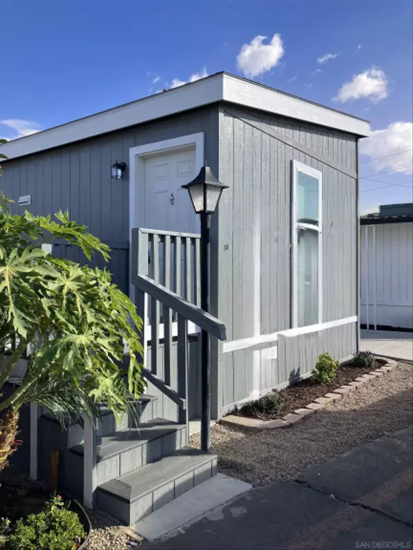Highland, CA 92346,26250 E 9th Street #38
