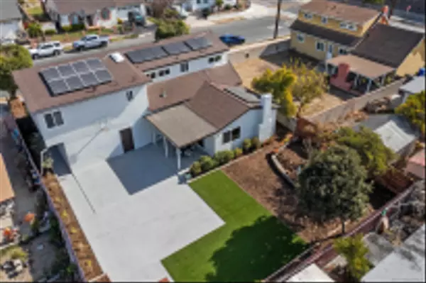 San Diego, CA 92139,2882 Dusk Drive
