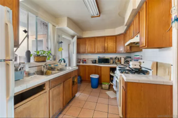 San Diego, CA 92114,230 55th St